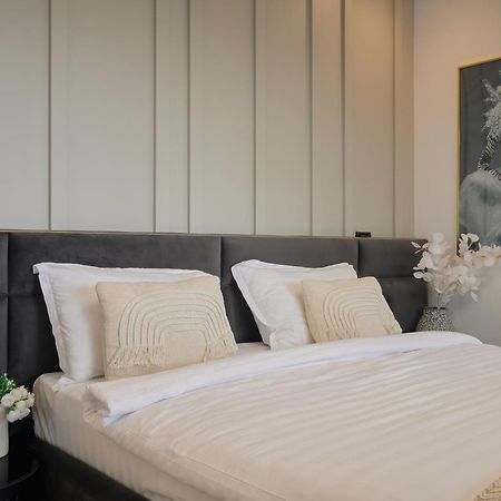 City View - Luxury Apartment A - Old City - Victoriei 부쿠레슈티 외부 사진